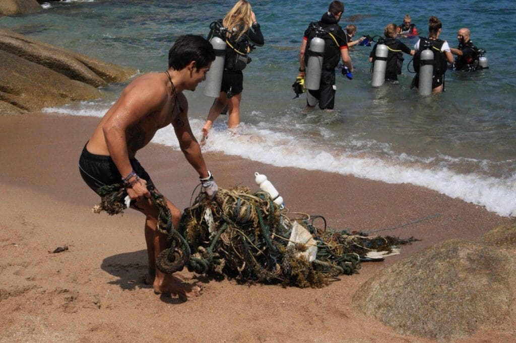 Eco Day - Beach & Reef Clean-up
