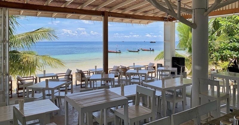 Whitening Restaurant Sairee beach Koh Tao, Thailand
